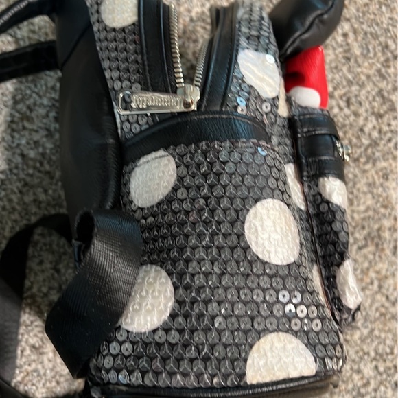 Loungefly Disney mini mouse bag - Picture 6 of 8